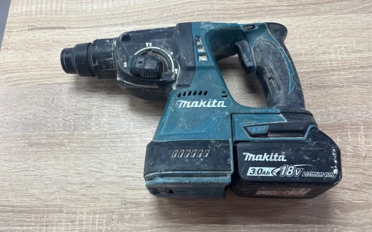 перфоратор Makita DHR242