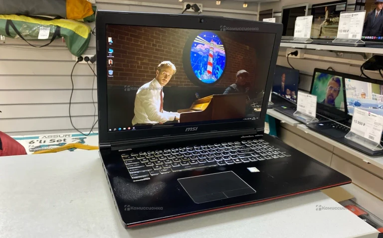 Ноутбук  MSI GE72