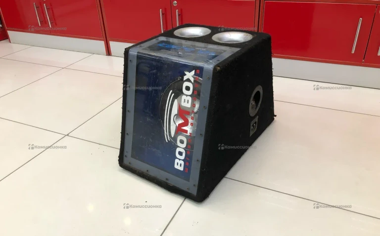 Сабвуфер  MacAudio
