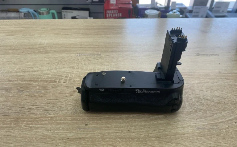 Vertical Battery grip расширтель