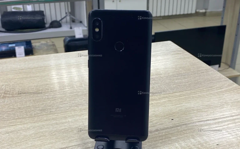 Xiaomi Redmi Note 5 2/32 Гб