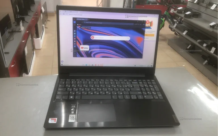 Ноутбук  Lenovo