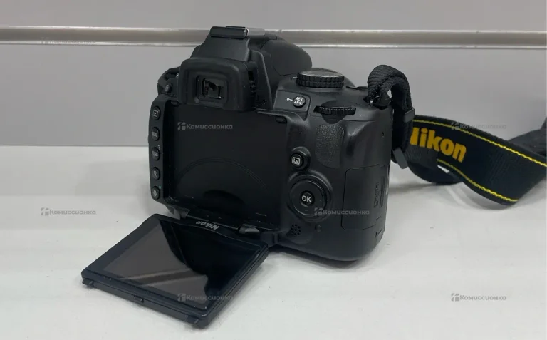 Фотоаппарат Nikon D5000