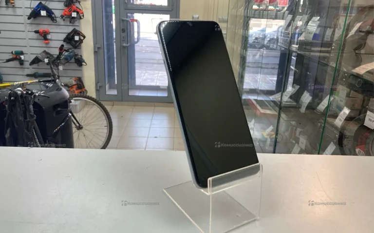 Tecno spark 8c 4/64
