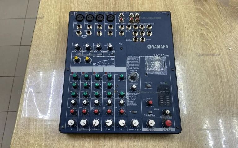 Пульт Yamaha MG82cx