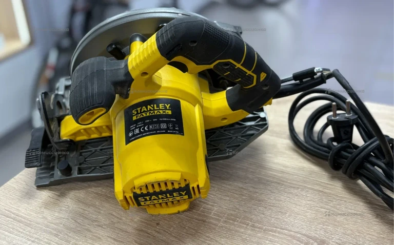 Fatmax FME 301