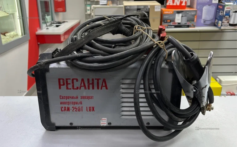 Сварочный аппарат Ресанта саи-250 lux