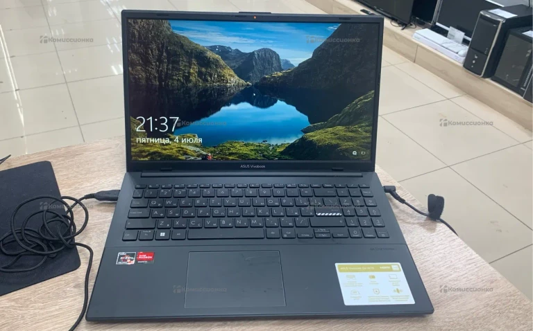 Ноутбук Asus Vivobook E1504FA