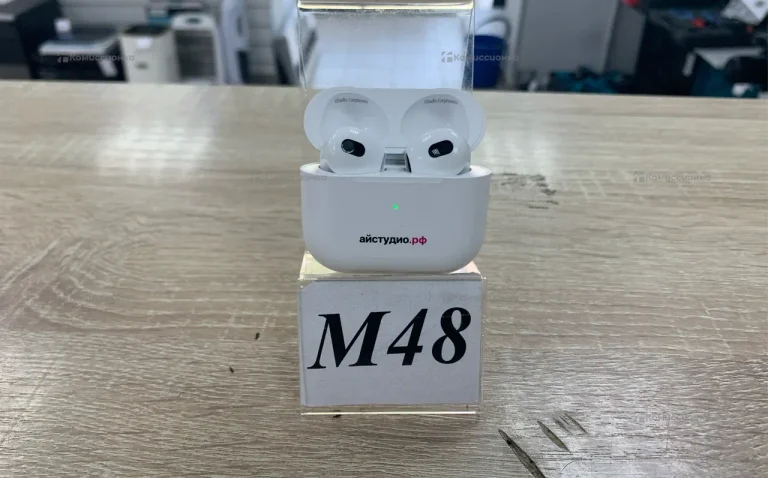 Наушники  AirPods