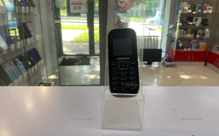 Samsung GT-E1200M
