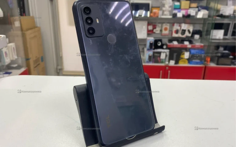 Tcl смартфон
