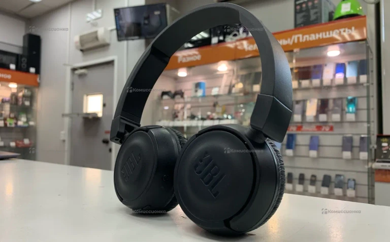 Наушники  Jbl t460t