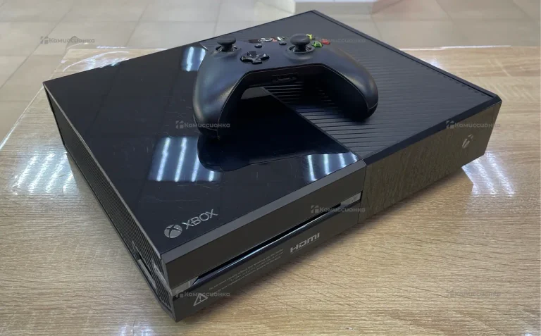Приставка Xbox One 500 ГБ
