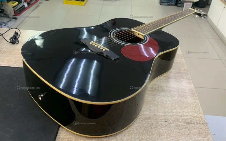 Гитара Naranda dg120bk
