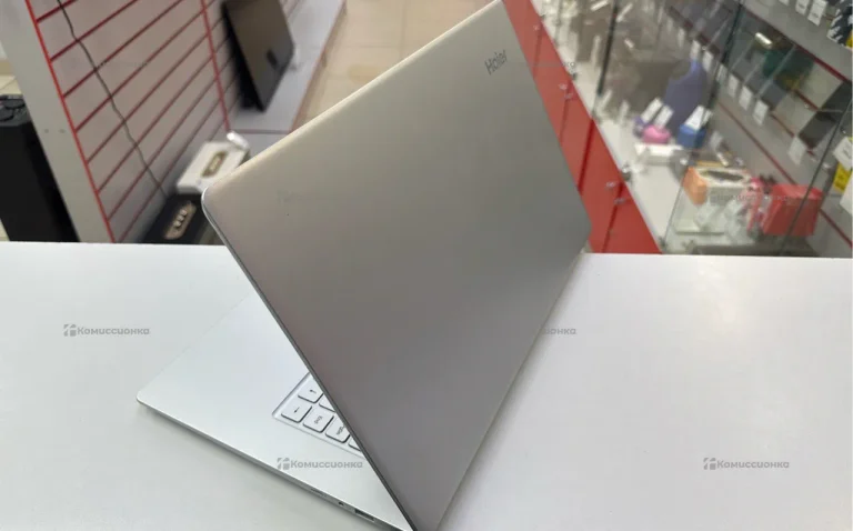 Ноутбук Haier U1520SM