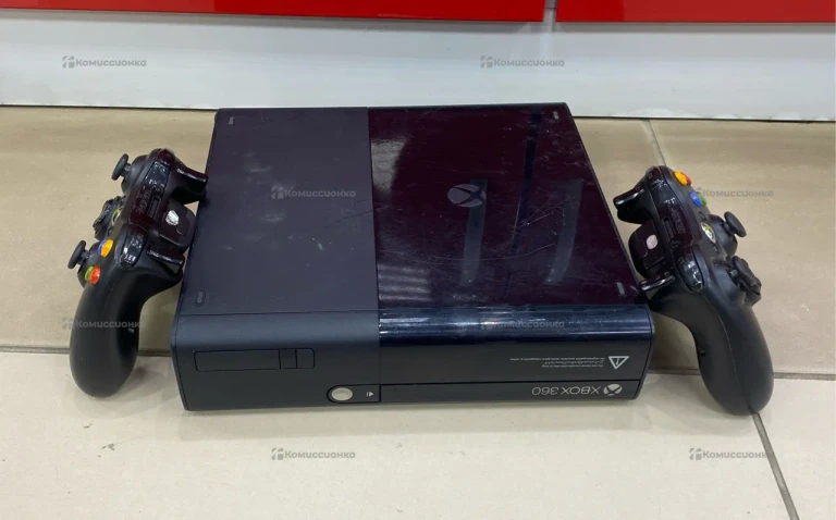 Приставка Xbox 360E