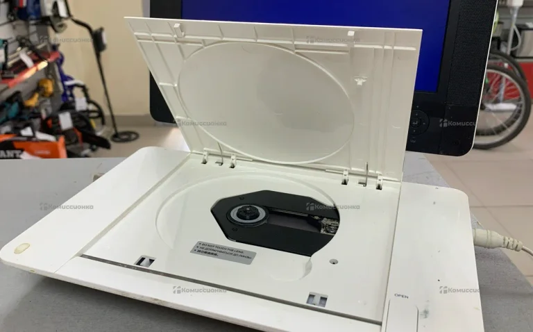 dvd проигрыватель Toshiba sdp93twr