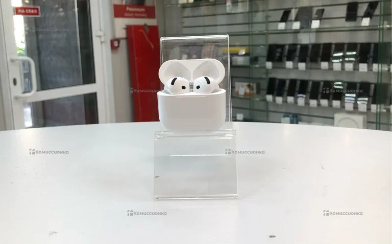 Наушники Apple AirPods 4