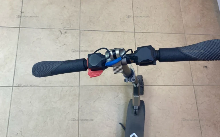 Самокат iconbit kick scooter c60