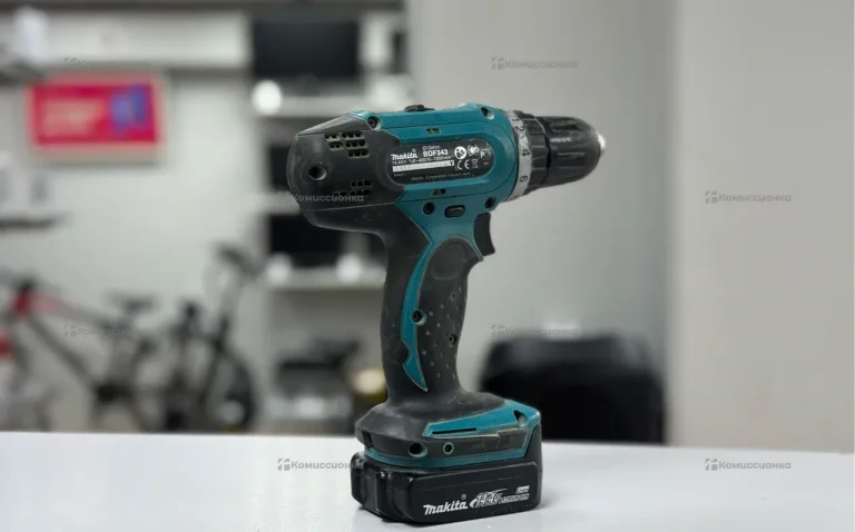 Дрель-шуруповерт Makita BDF343.