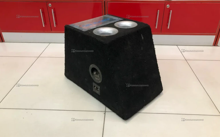 Сабвуфер  MacAudio