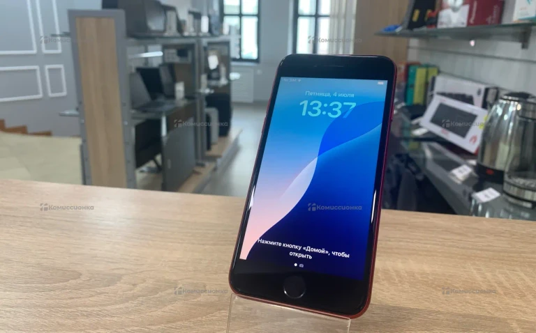 Apple iPhone SE (2020) 64Gb