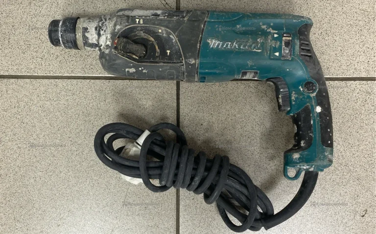 Перфоратор makita HR2470