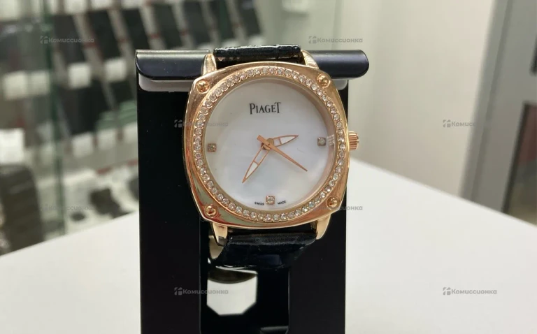 Часы Piaget