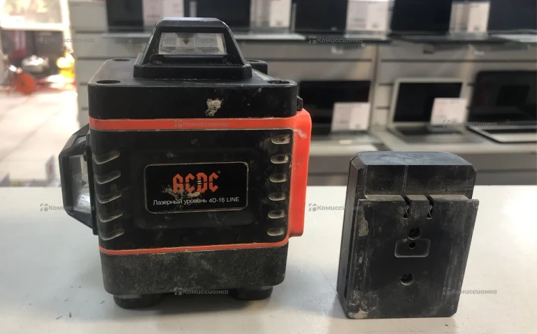ЛАЗЕРНЫЙ уровень AC/DC  4D green