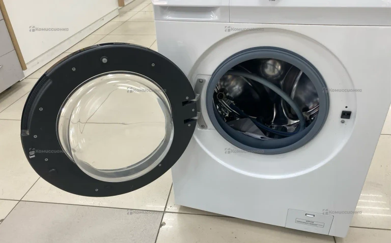 Стиральная машина  Hisense WFVB7012M
