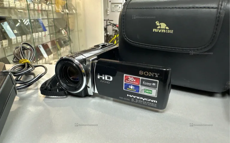 Видеокамера  Sony HDR CX200E