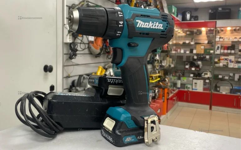 Шуруповерт Makita DF333D