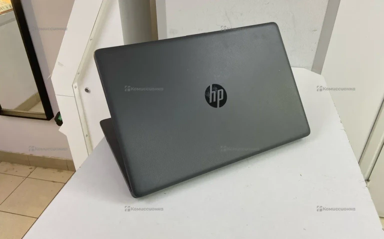 Ноутбук HP 250 G7