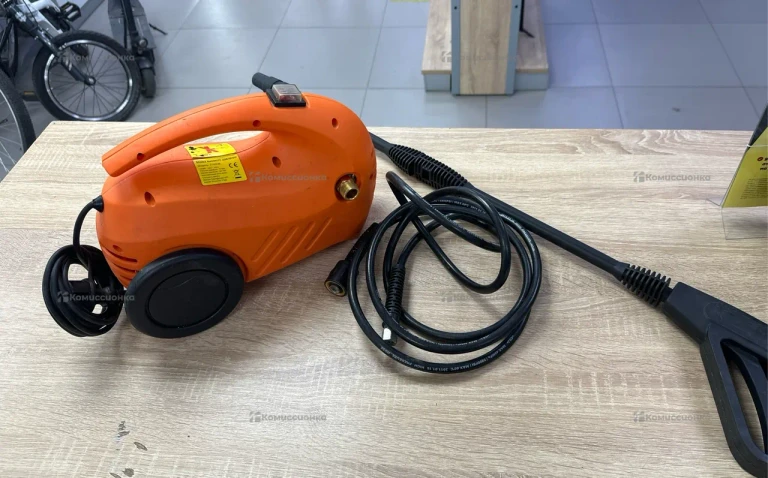 Мойка высокого давления 2100gb