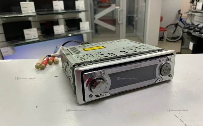 Автомагнитола  Panasonic CQ-C8351N