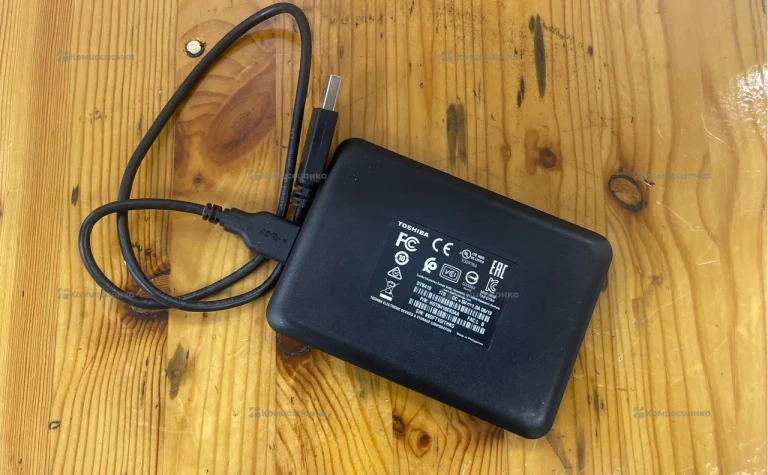 Внешний жесткий диск Toshiba 1TB