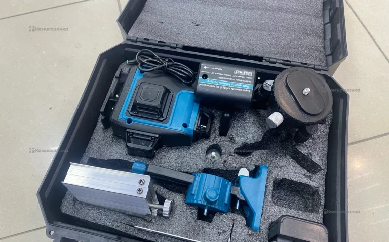 Лазерный уровень Makita 16D Green Laser