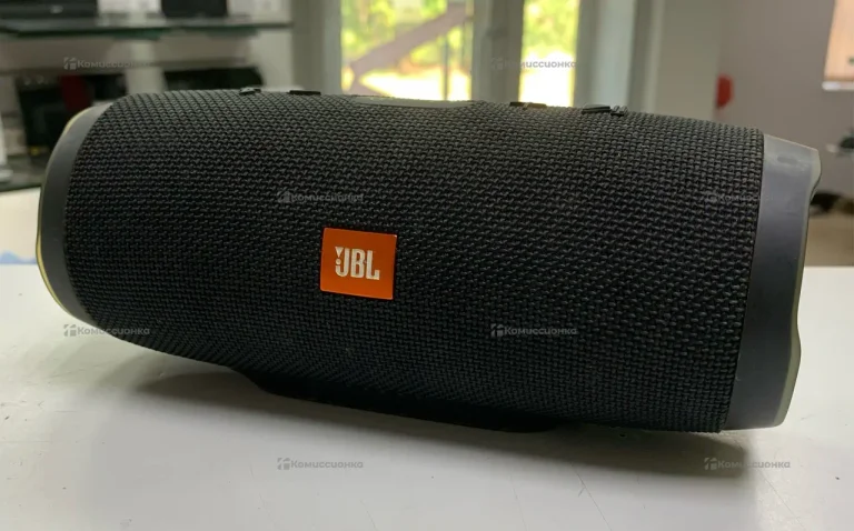 Колонка JBL Charge 3