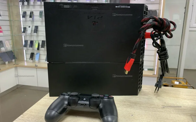 Приставка Sony PS4 Fat 500gb