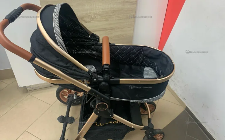 Детская коляска Luxmom