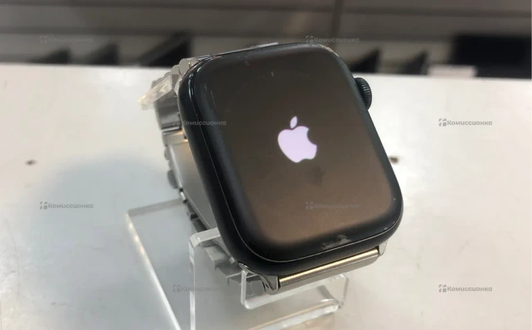 Часы Apple Watch 7 45mm