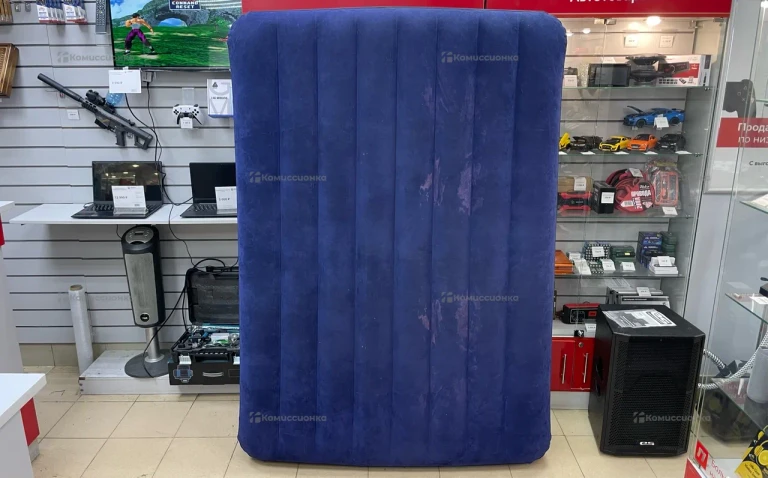 Двухспальный надувной матрас INTEX