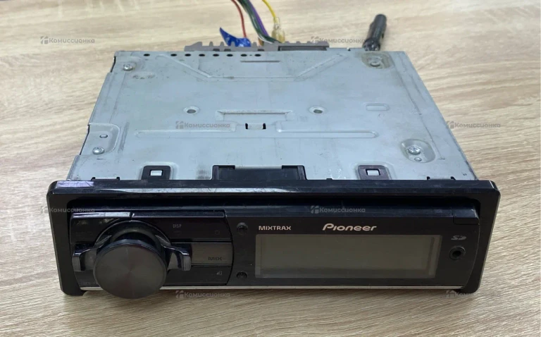 Автомагнитола  PIONEER DEH-X9600BT