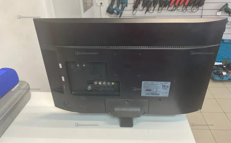 Телевизор Samsung T24E310EX