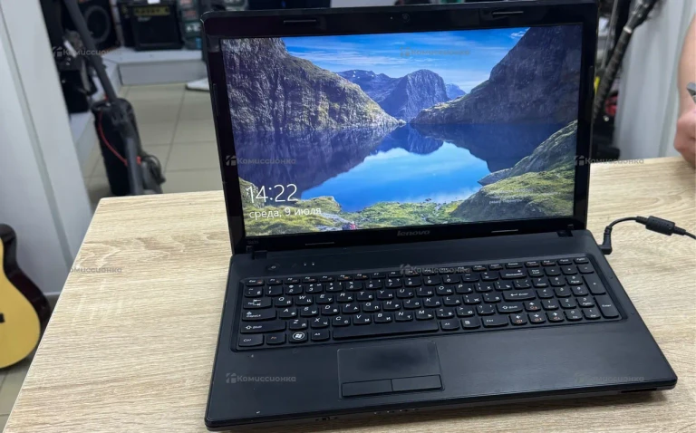 Ноутбук  Lenovo