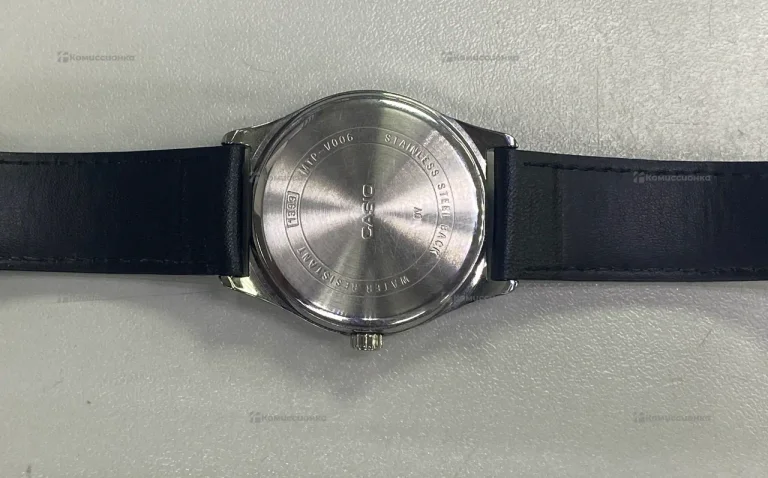 Часы  Casio 1333