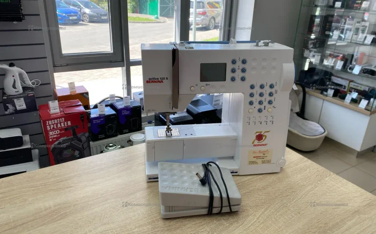 Швейная машина  bernina activa 125s