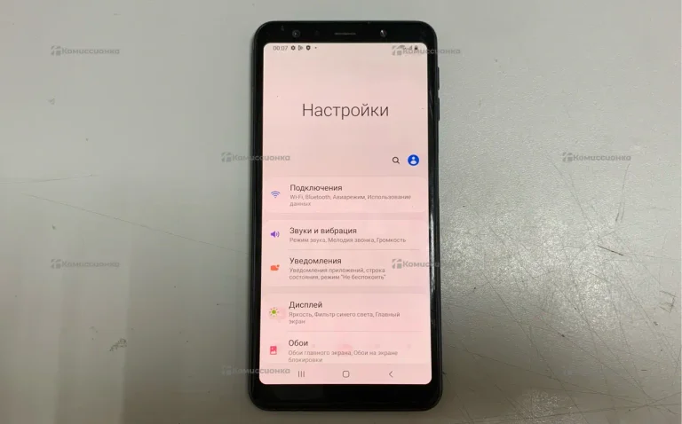 Samsung Galaxy A7 2018 4/64Gb