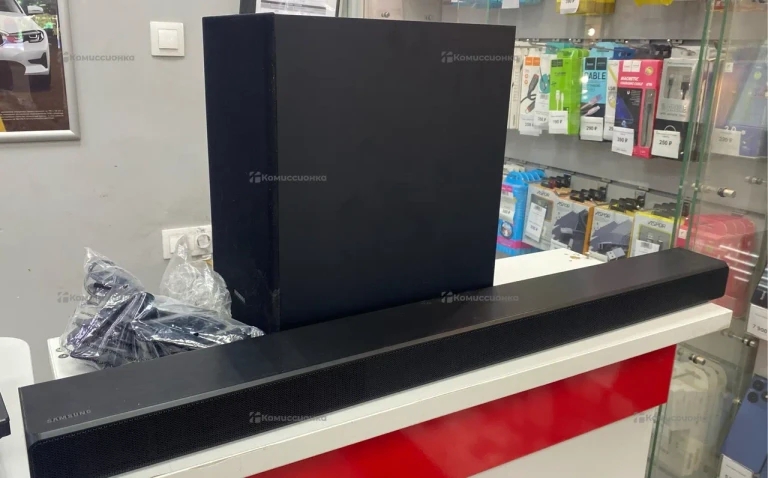 Музыкальный центр  Саунбар Samsung HW-T550