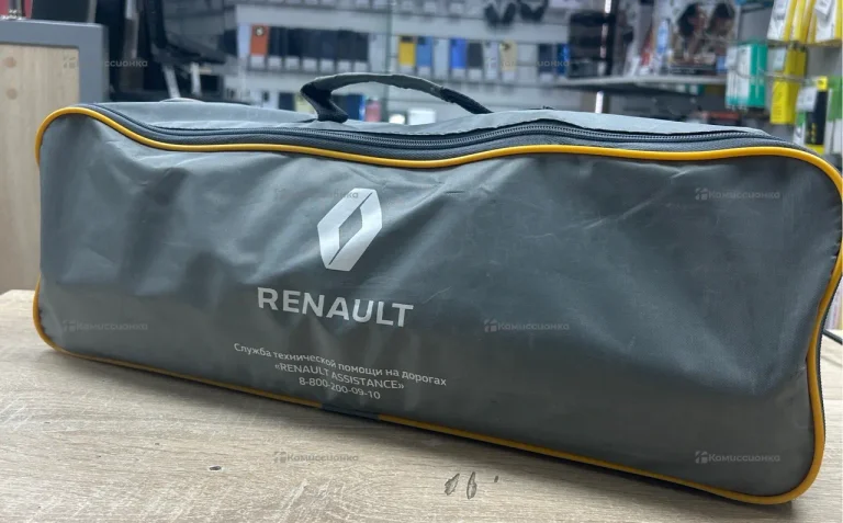 Набор автомобилиста RENAULT (комплектный)